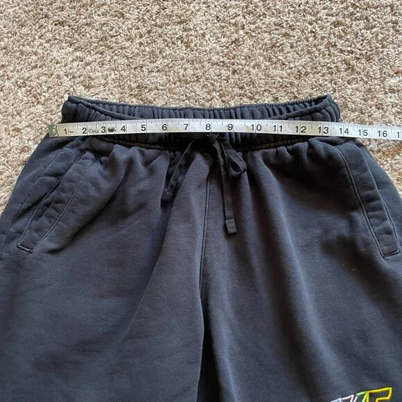 Nike Men’s Black Fleece Athletic Shorts - Size Medium - Multi-Color Logo - Picture 4 of 9